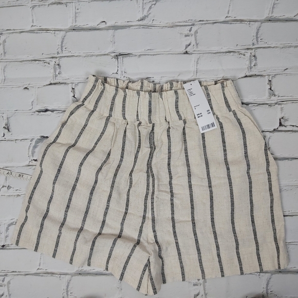 𝅺Urban Outfitters JOSIE LINEN Striped Pull-On Short - Picture 5 of 10
